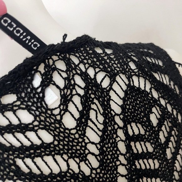 H&M Y2K Black Crochet Fringe Vest Boho Festival Hippie - Picture 4 of 4